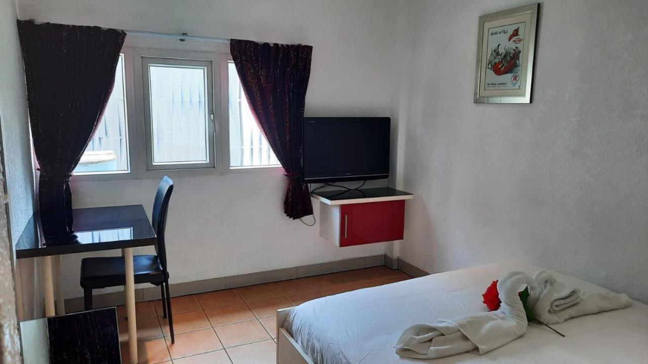 Swiss Food Restaurant And Room For Rent Pattaya Ngoại thất bức ảnh