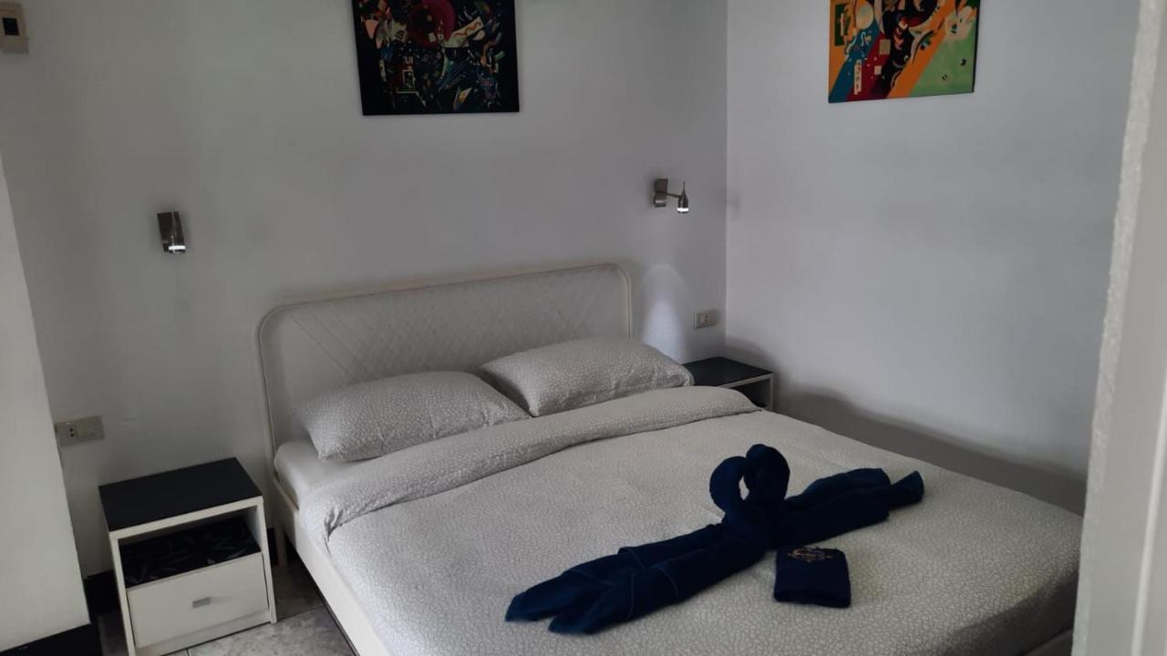 Swiss Food Restaurant And Room For Rent Pattaya Ngoại thất bức ảnh